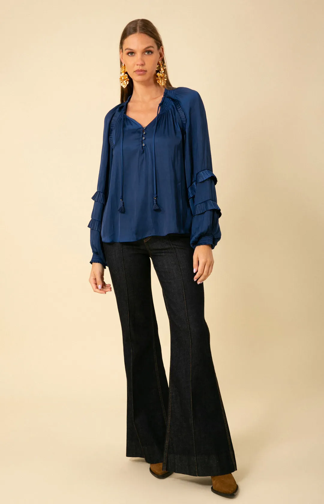 Demi Solid Top