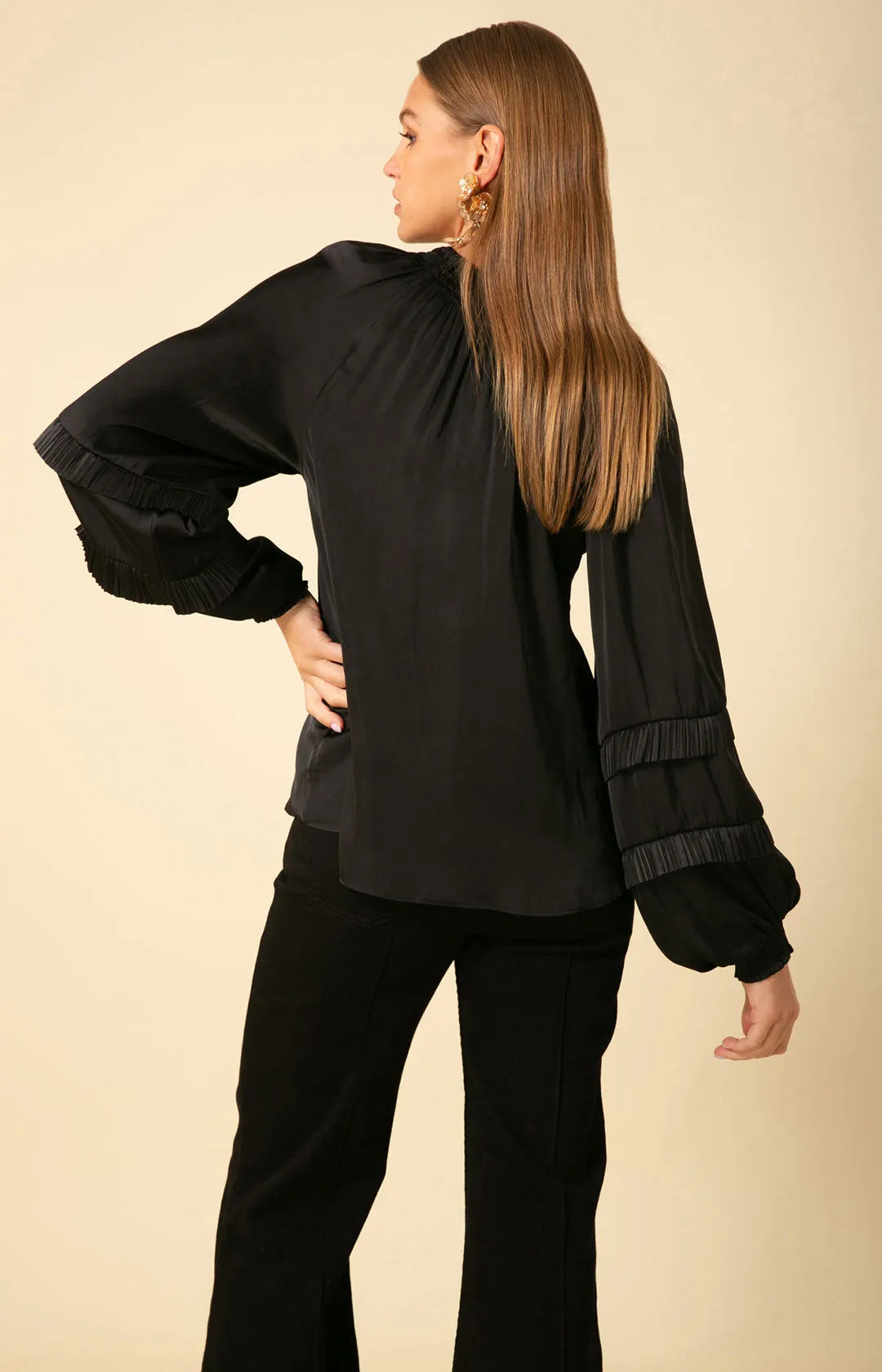 Demi Solid Top