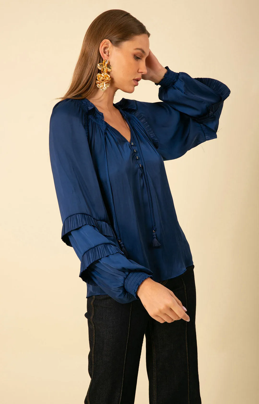 Demi Solid Top