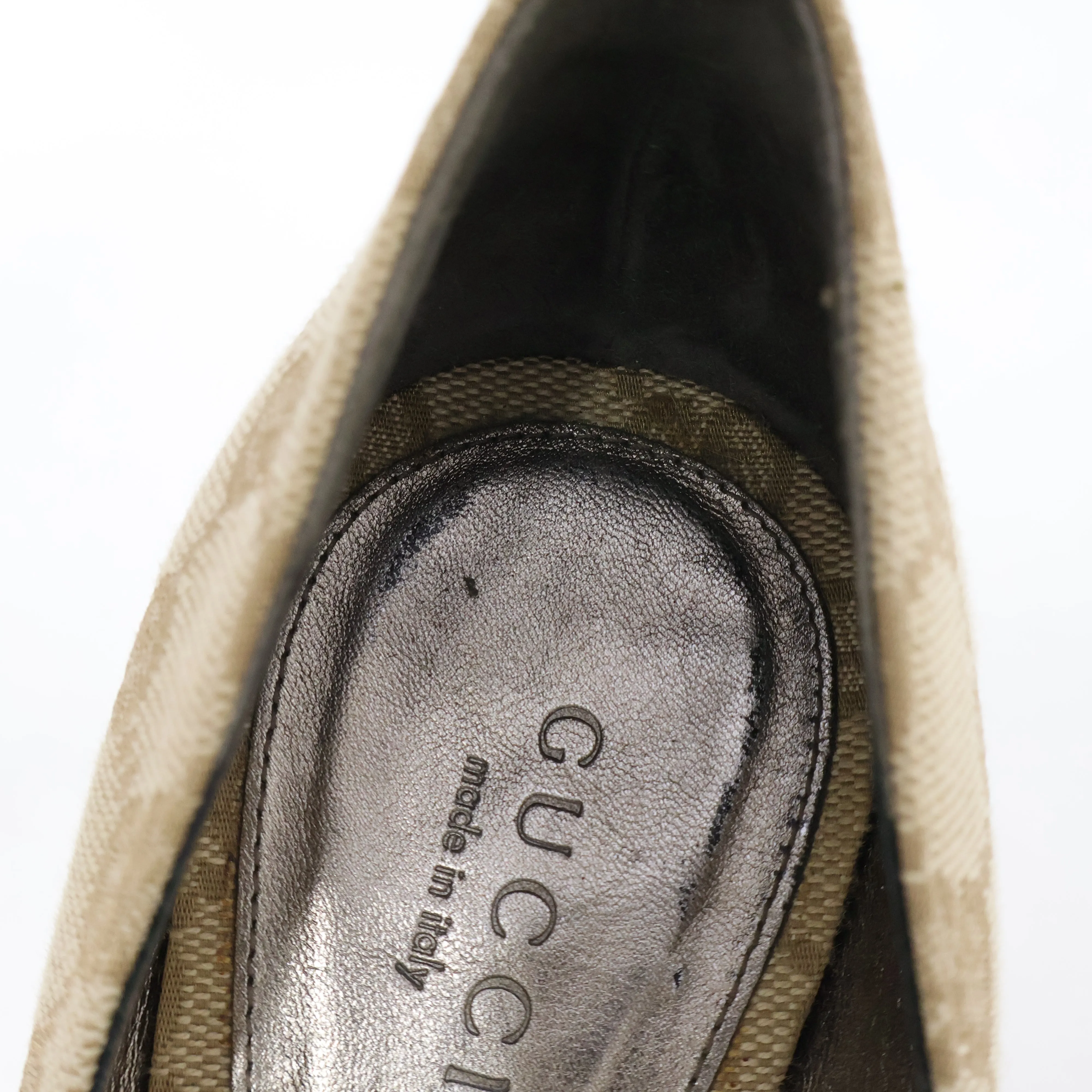 Gucci Horse Bit Peep Toe Heels 36.5