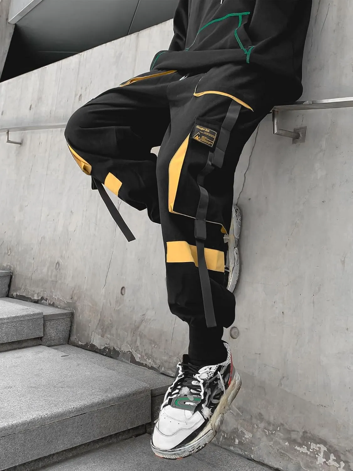 Men's Jogger Pants Techwear Hip Hop Harem Pants Streetwear Tactical Track Pants with Drawstring