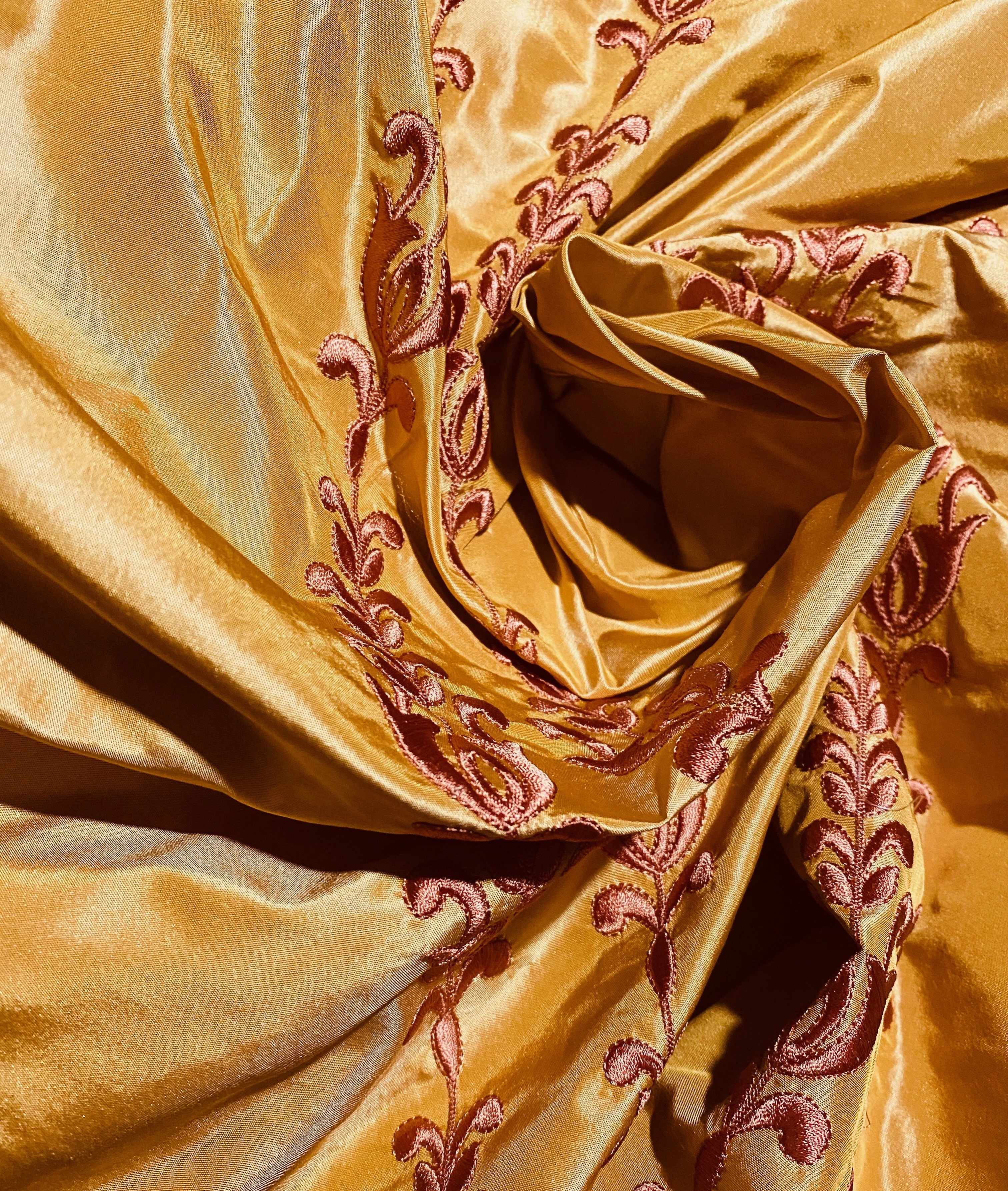 NEW Queen Marguerite 100% Silk Taffeta Fabric with Pumpkin Yellow with Dark Red Tulip Embroidery Stripes