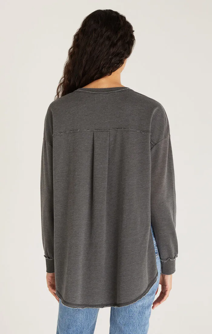 V-Neck Weeekender